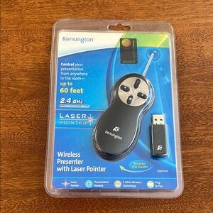 Kensington Wireless Presenter w Laser Pointer